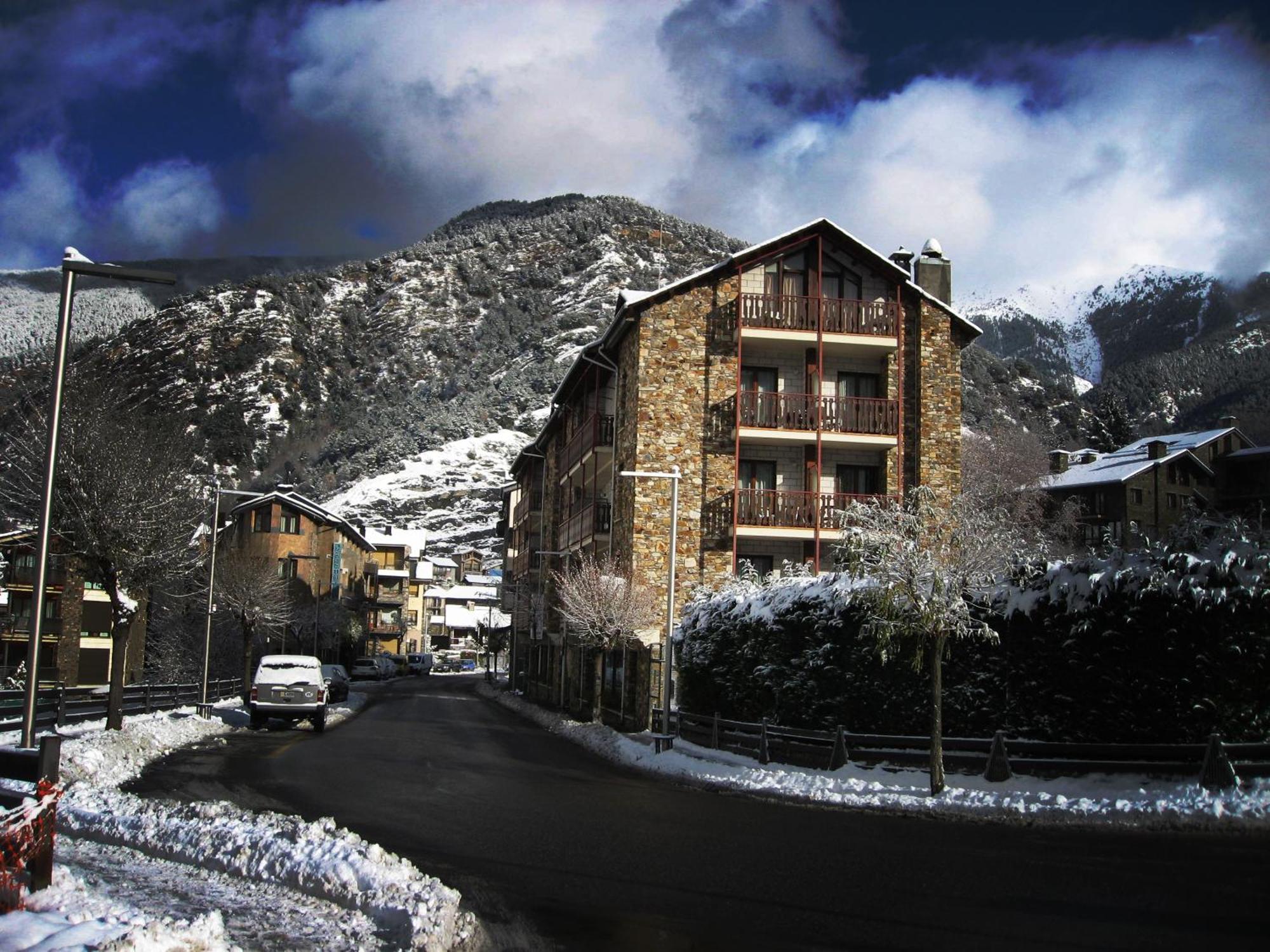 Hotel La Planada Ordino Esterno foto