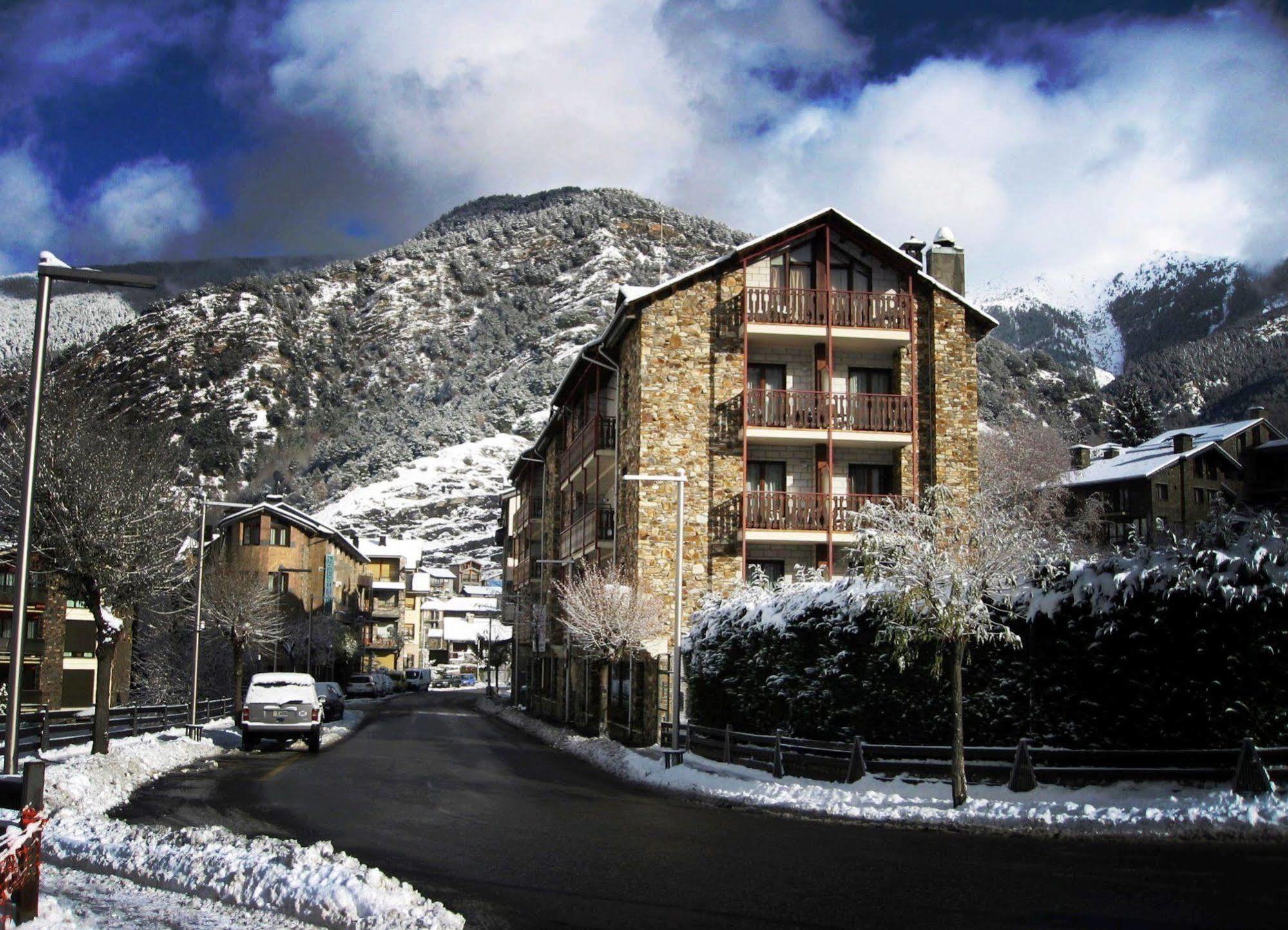 Hotel La Planada Ordino Esterno foto